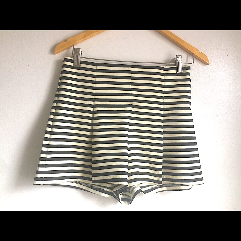 FREE PEOPLE Stripe Ponte Shorts - Picture 6 of 11